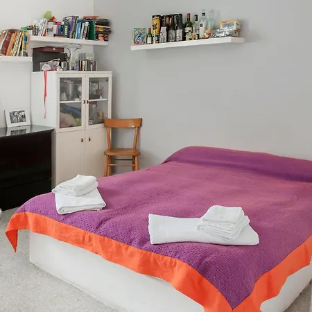 Casasantirocco 3 Проживание в семье